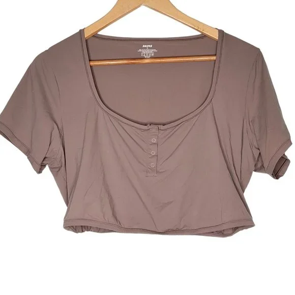 Skims Plus 3X Brown Henley Women's Cropped Top Short Sleeve - Picture 1 of 3
